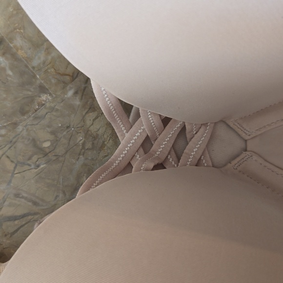 Torrid Curve back smoothing bra - Picture 2 of 3